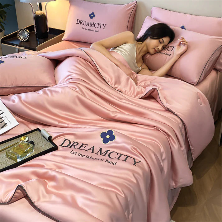 Couette 4 Saisons – Légère et confortable toute l’année