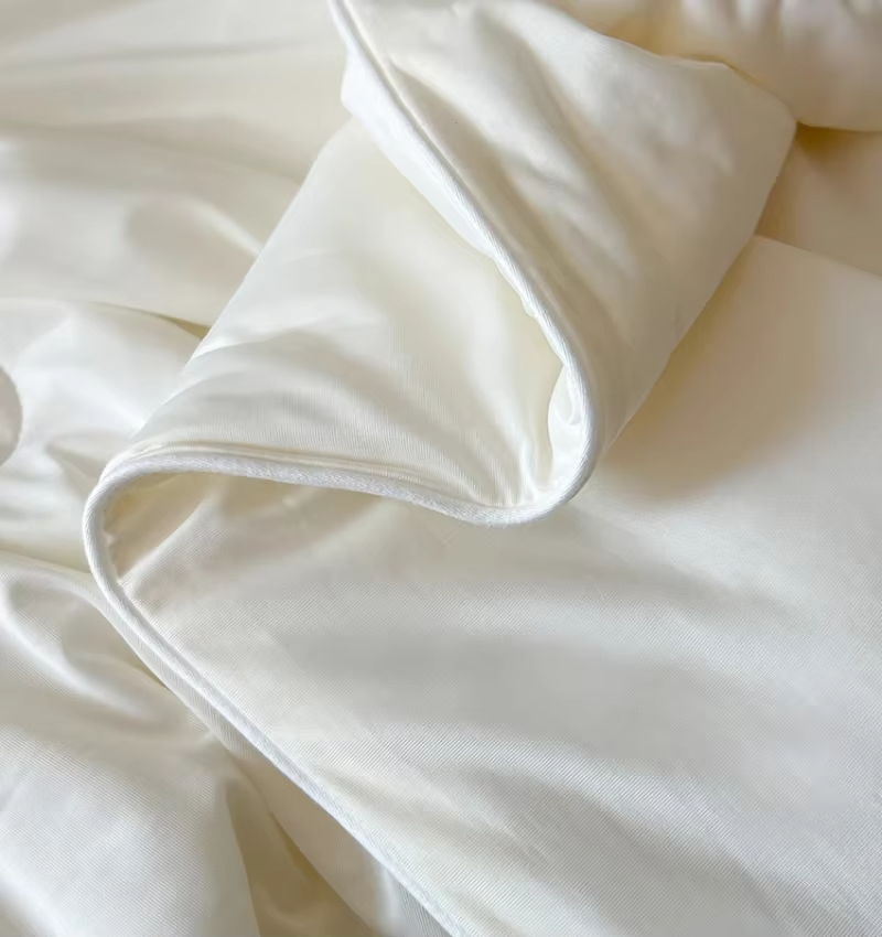Couette 4 Saisons – Légère et confortable toute l’année